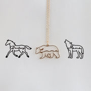 We create custom necklaces with names or initials ♡ Personalized with the shapes of horses, wolves, and cats! Name engraving ♡ One-of-a-kind in the world!